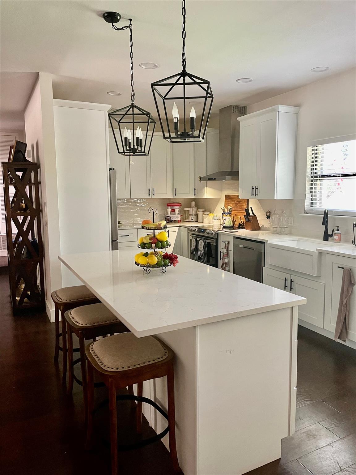 705 Lisa DR