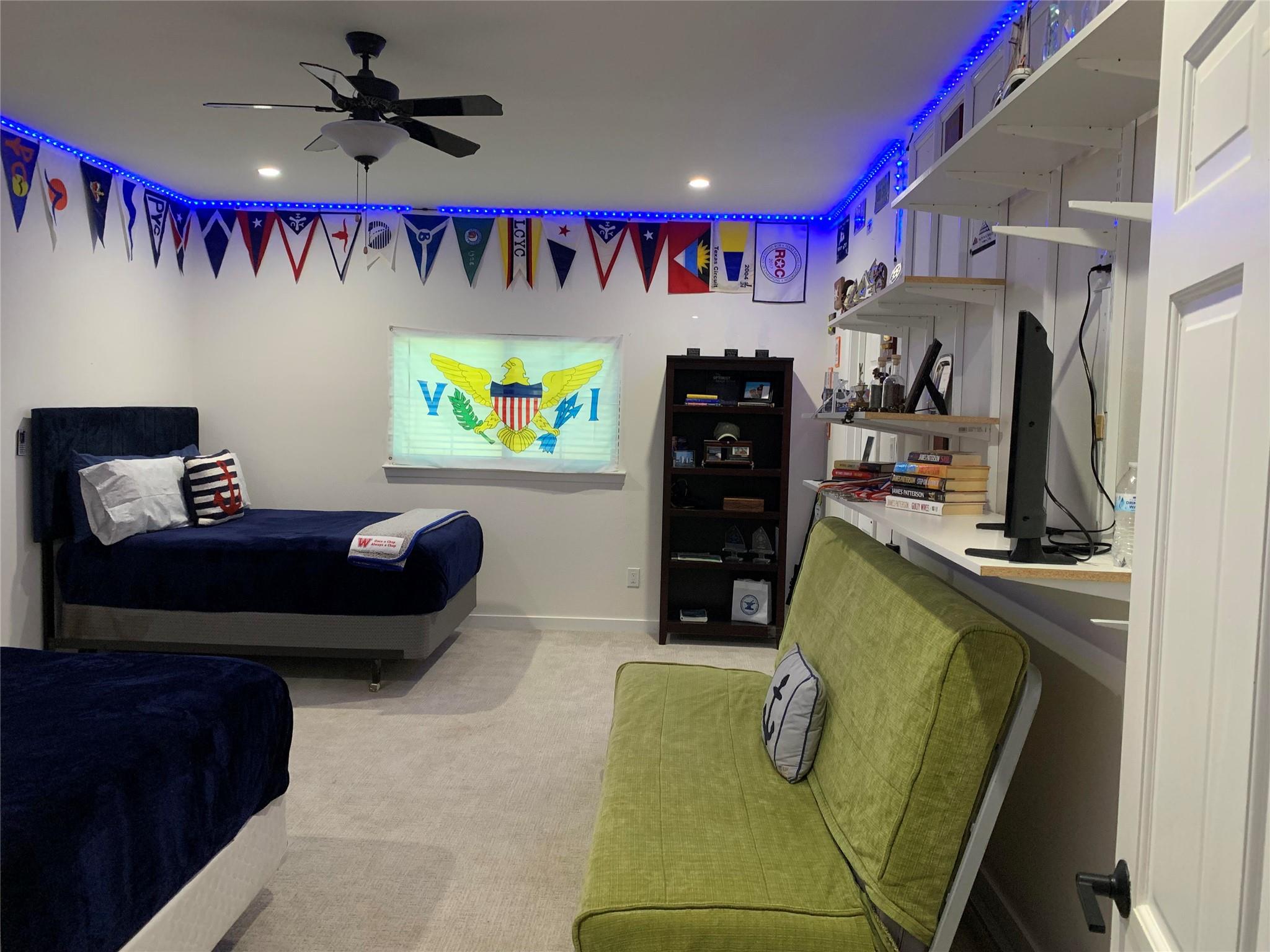 705 Lisa DR