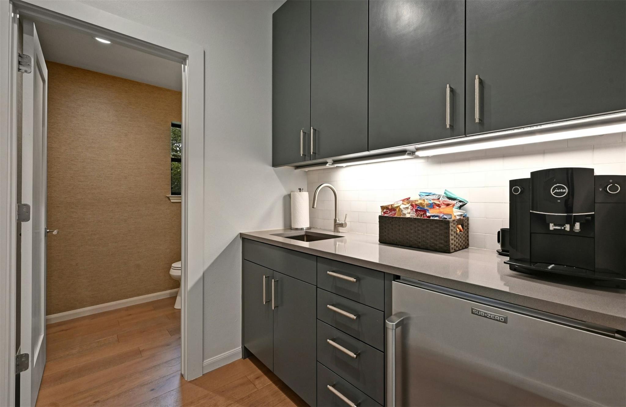 5524 Bee Caves RD # A