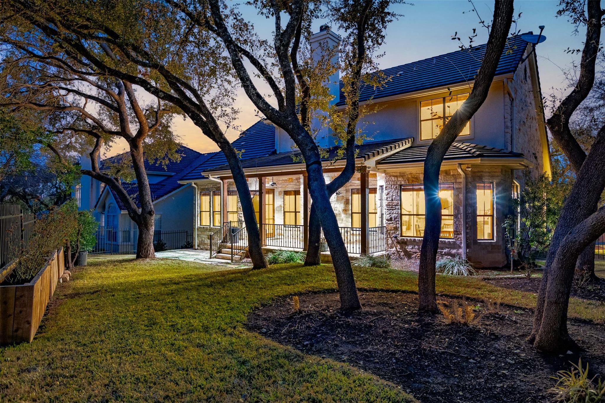 41 Tiburon DR