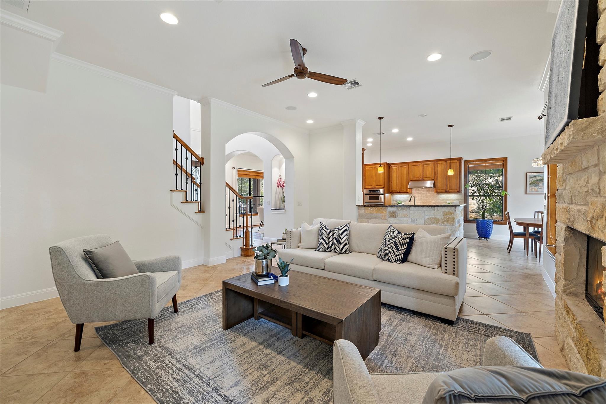 41 Tiburon DR