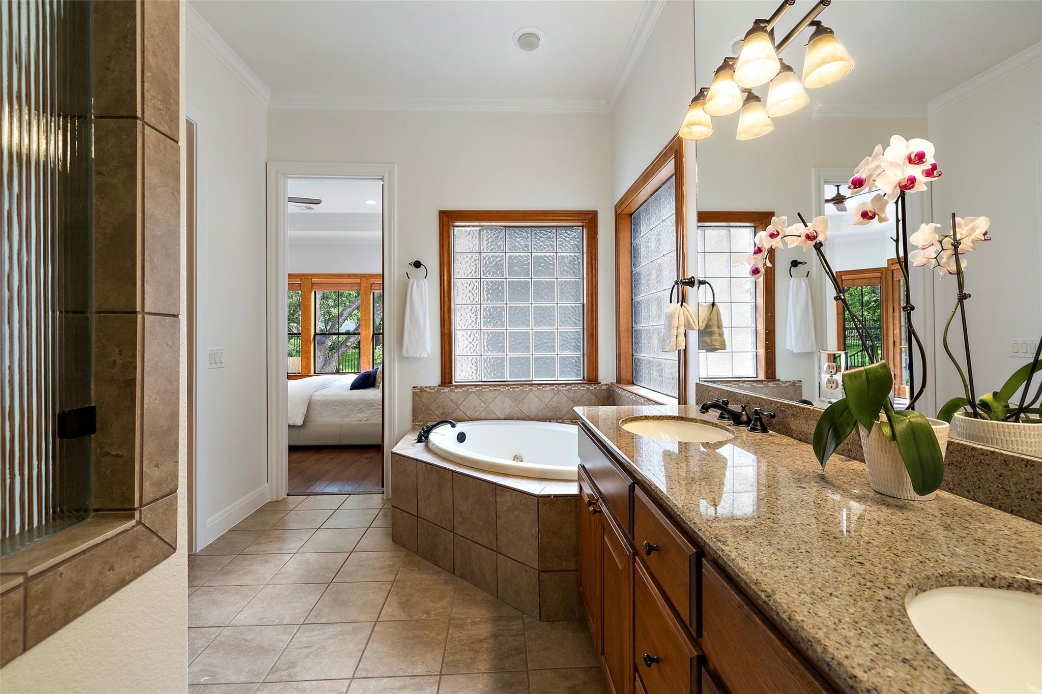 41 Tiburon DR