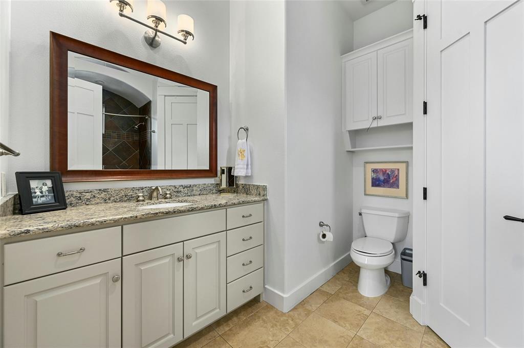 613 Rocky River RD