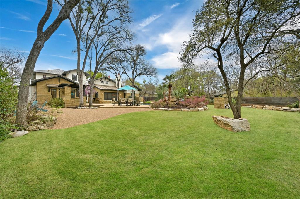 613 Rocky River RD
