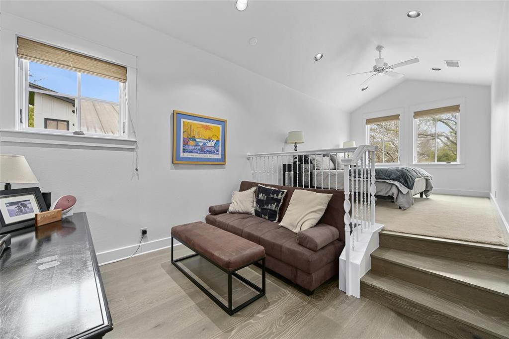613 Rocky River RD