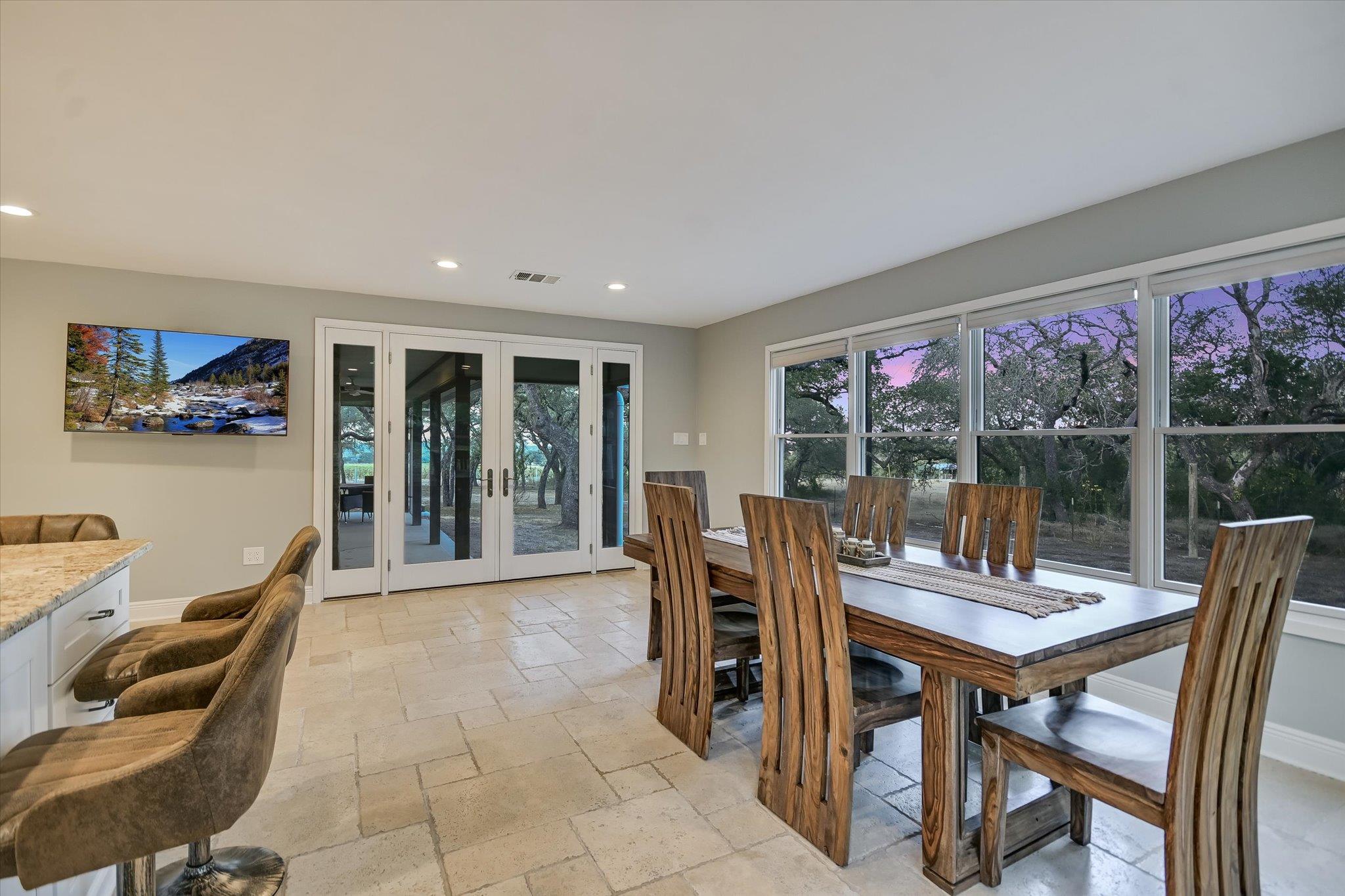 878 Ranch Road 2766