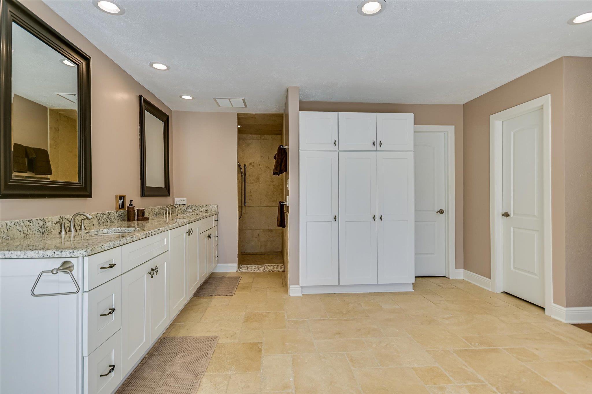 878 Ranch Road 2766