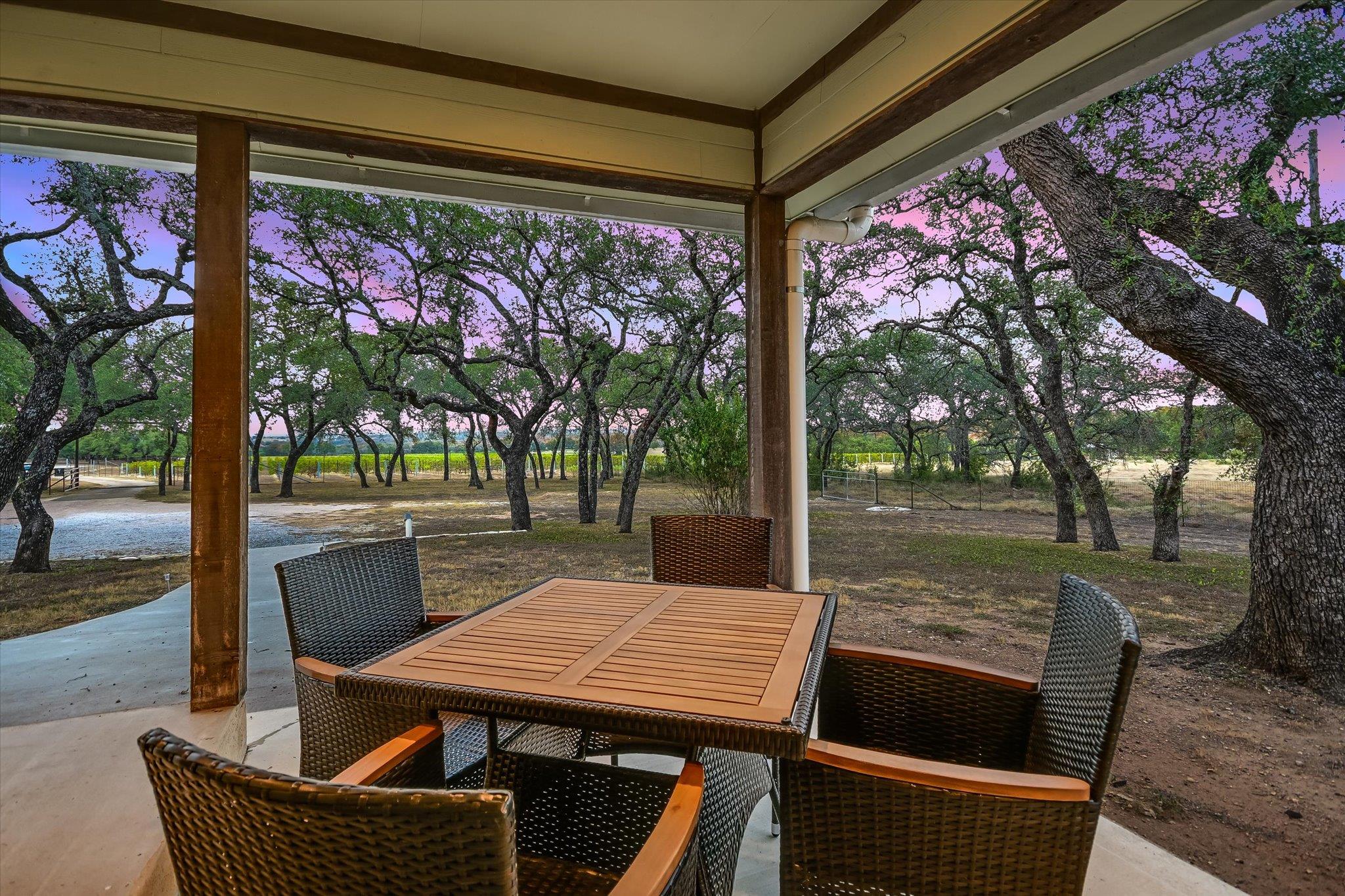 878 Ranch Road 2766