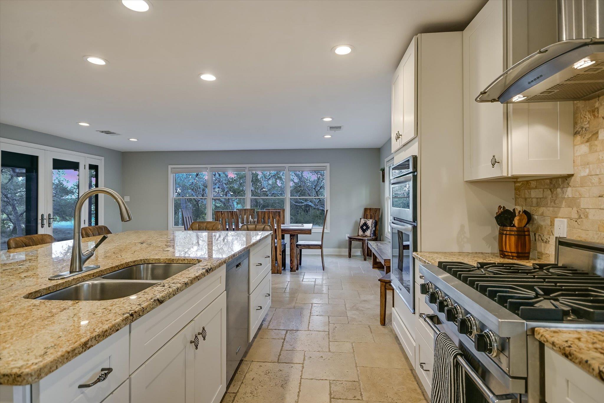 878 Ranch Road 2766