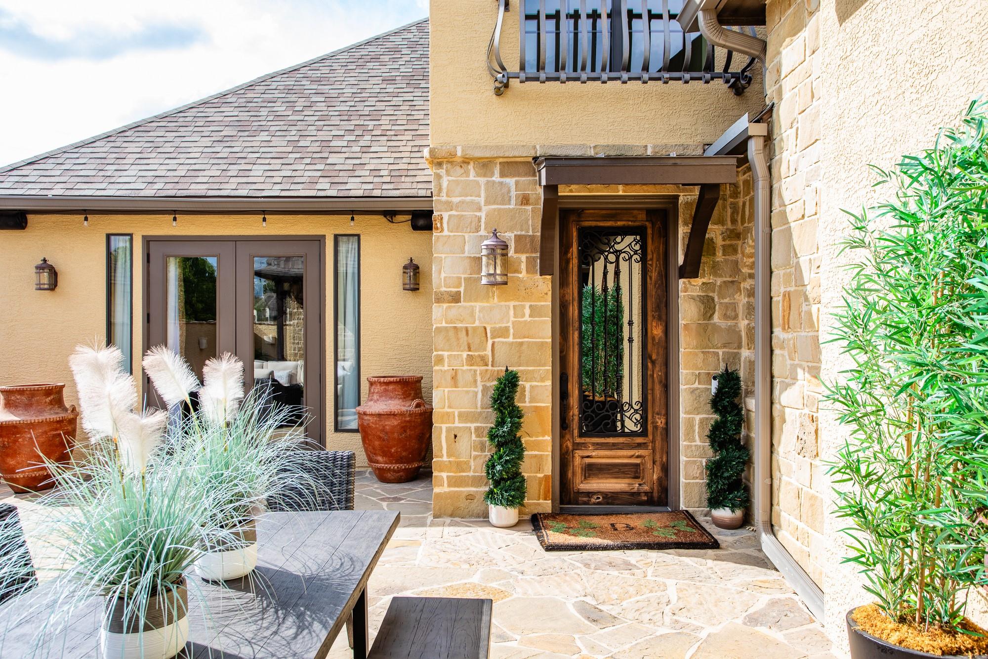 2916 Rock Barn DR