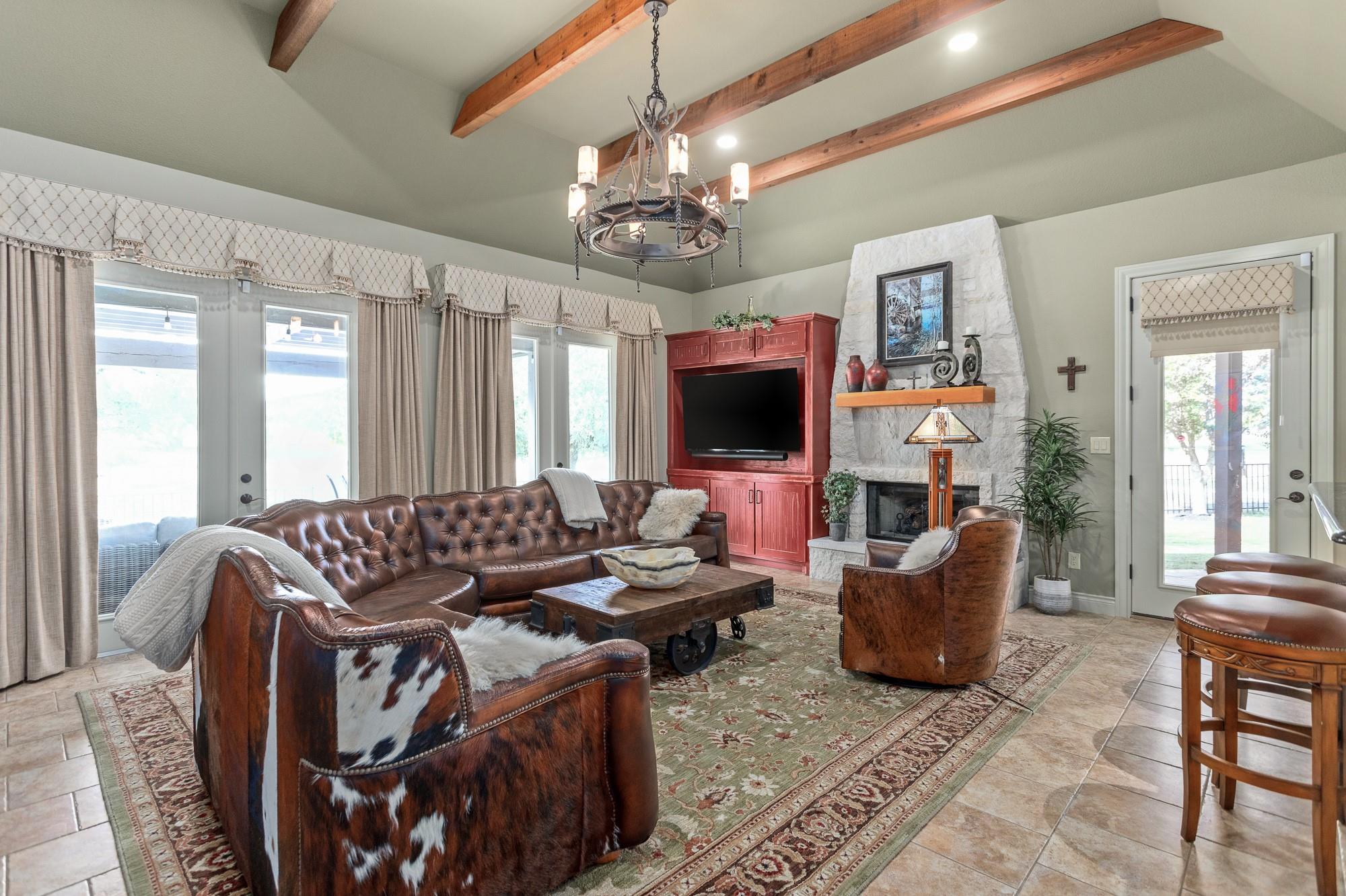 2916 Rock Barn DR