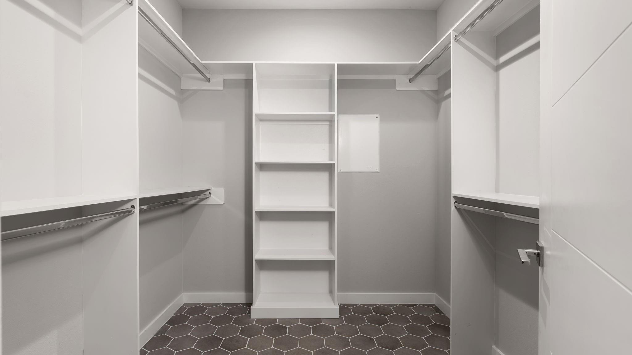 5605 Sunshine DR # 11