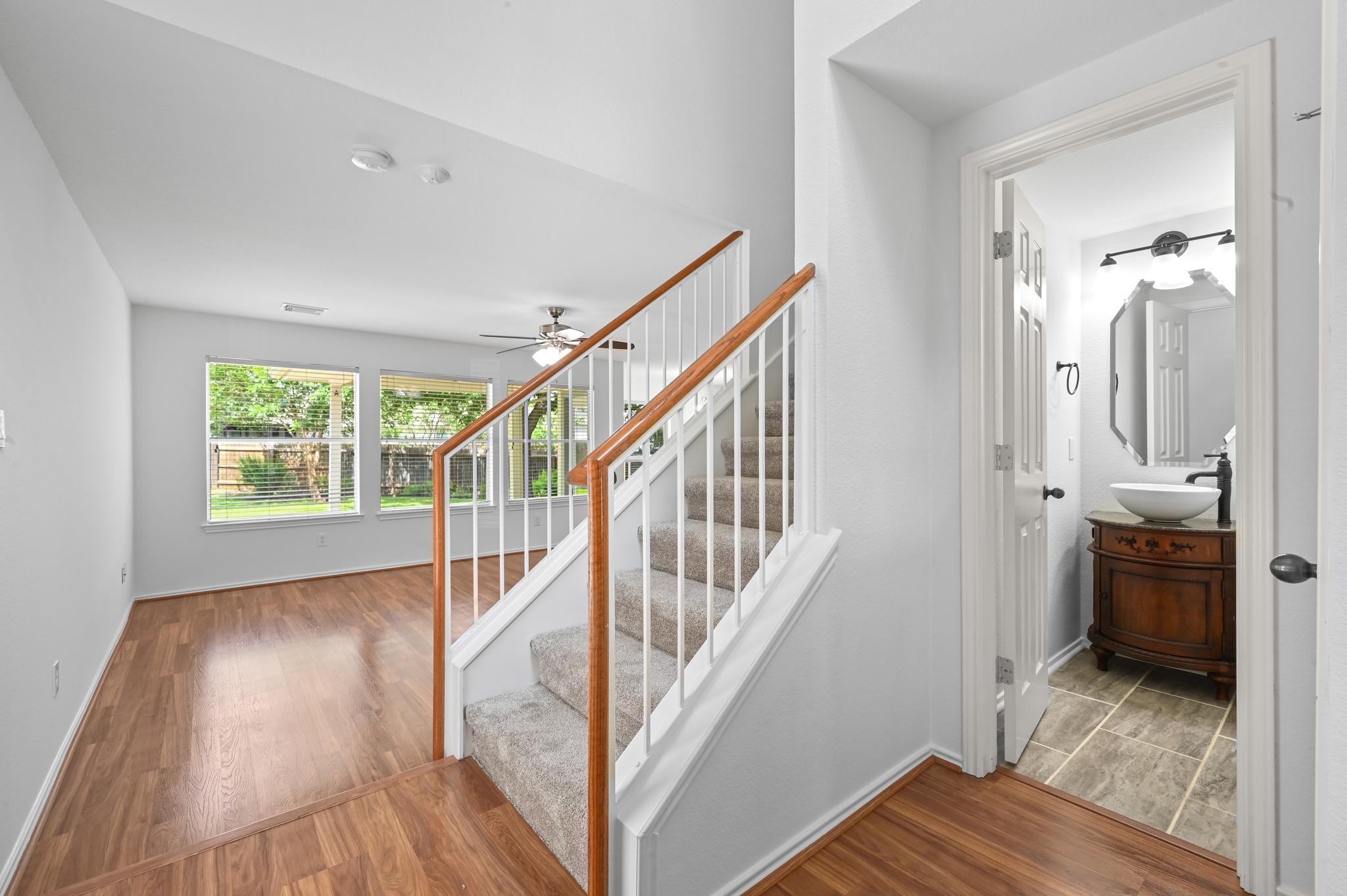 11213 Jim Thorpe LN
