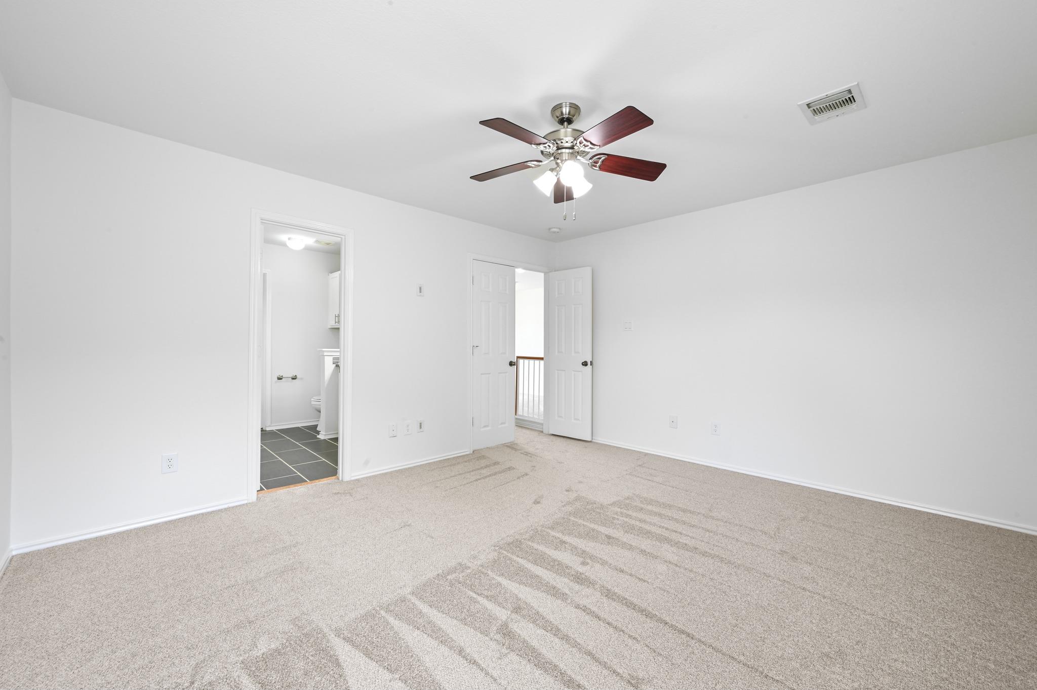 11213 Jim Thorpe LN