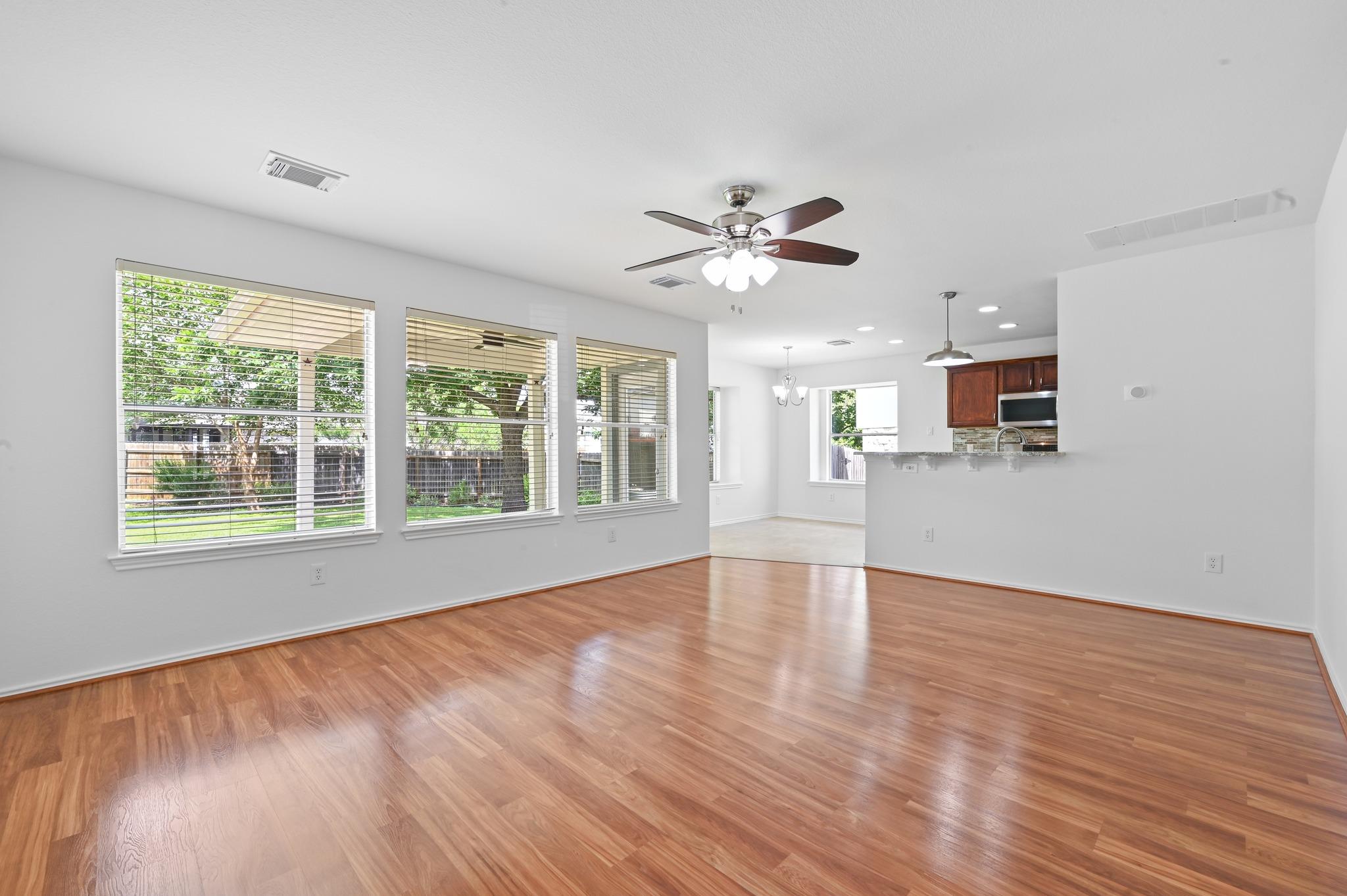 11213 Jim Thorpe LN