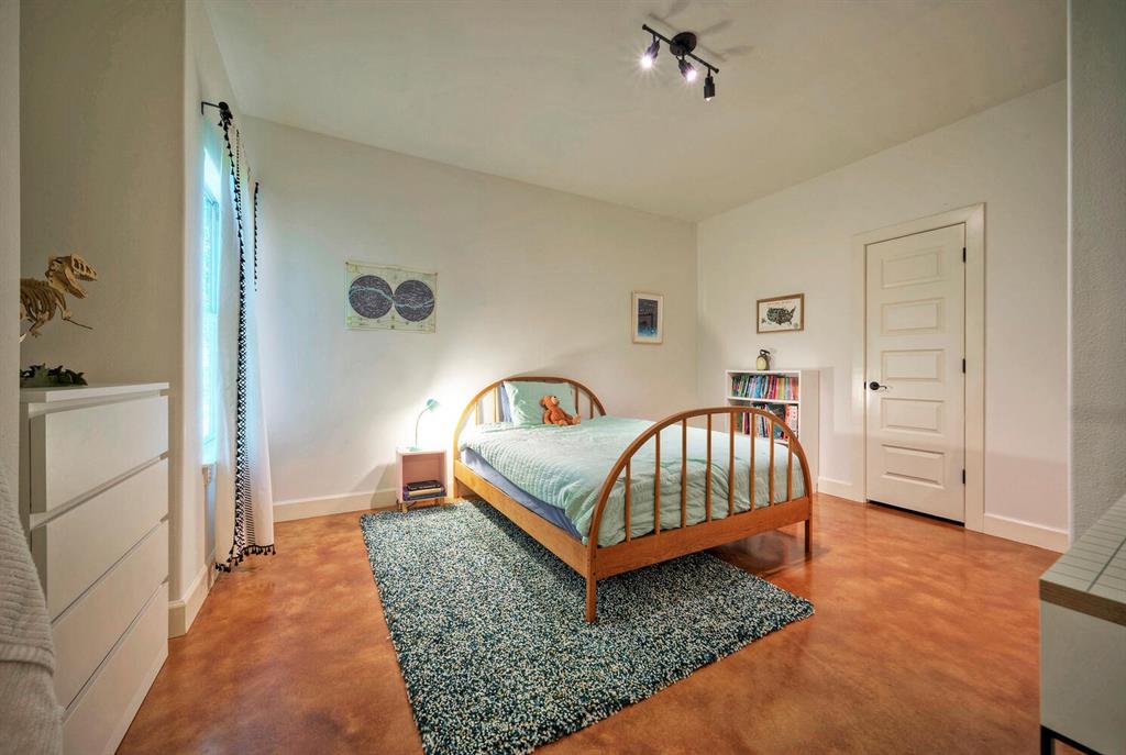 2417 Crazyhorse PASS