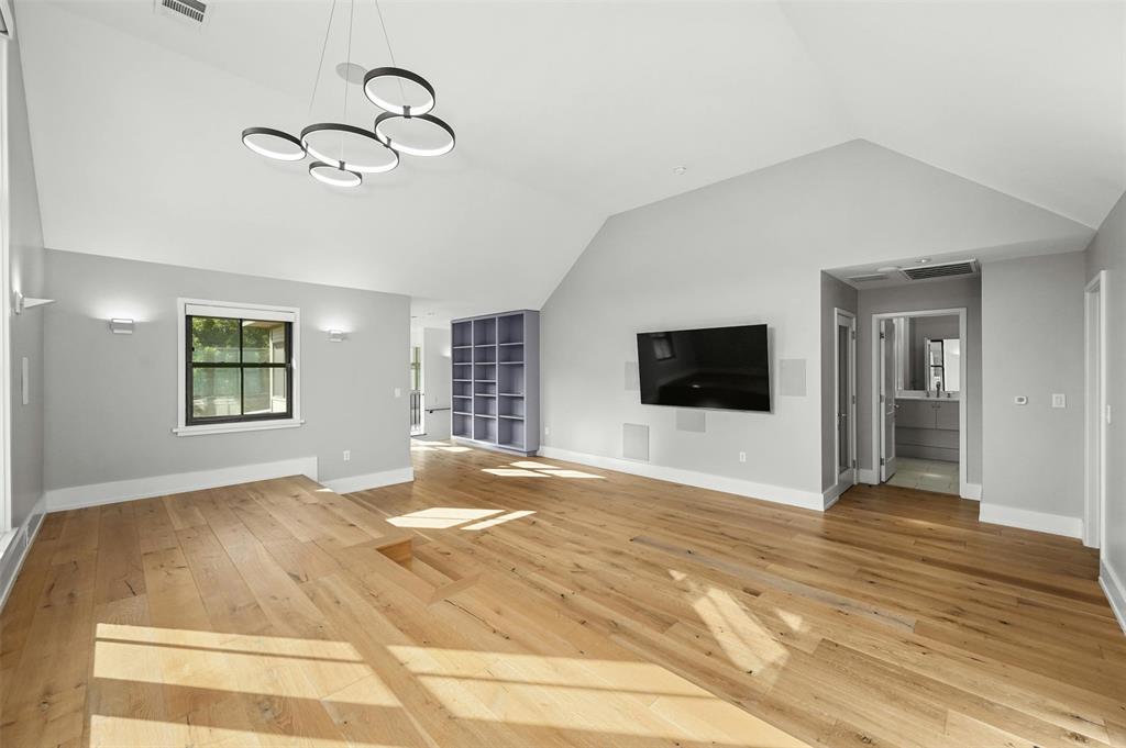 620 Blanco ST # B3
