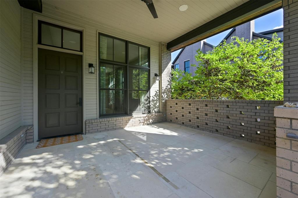 620 Blanco ST # B3