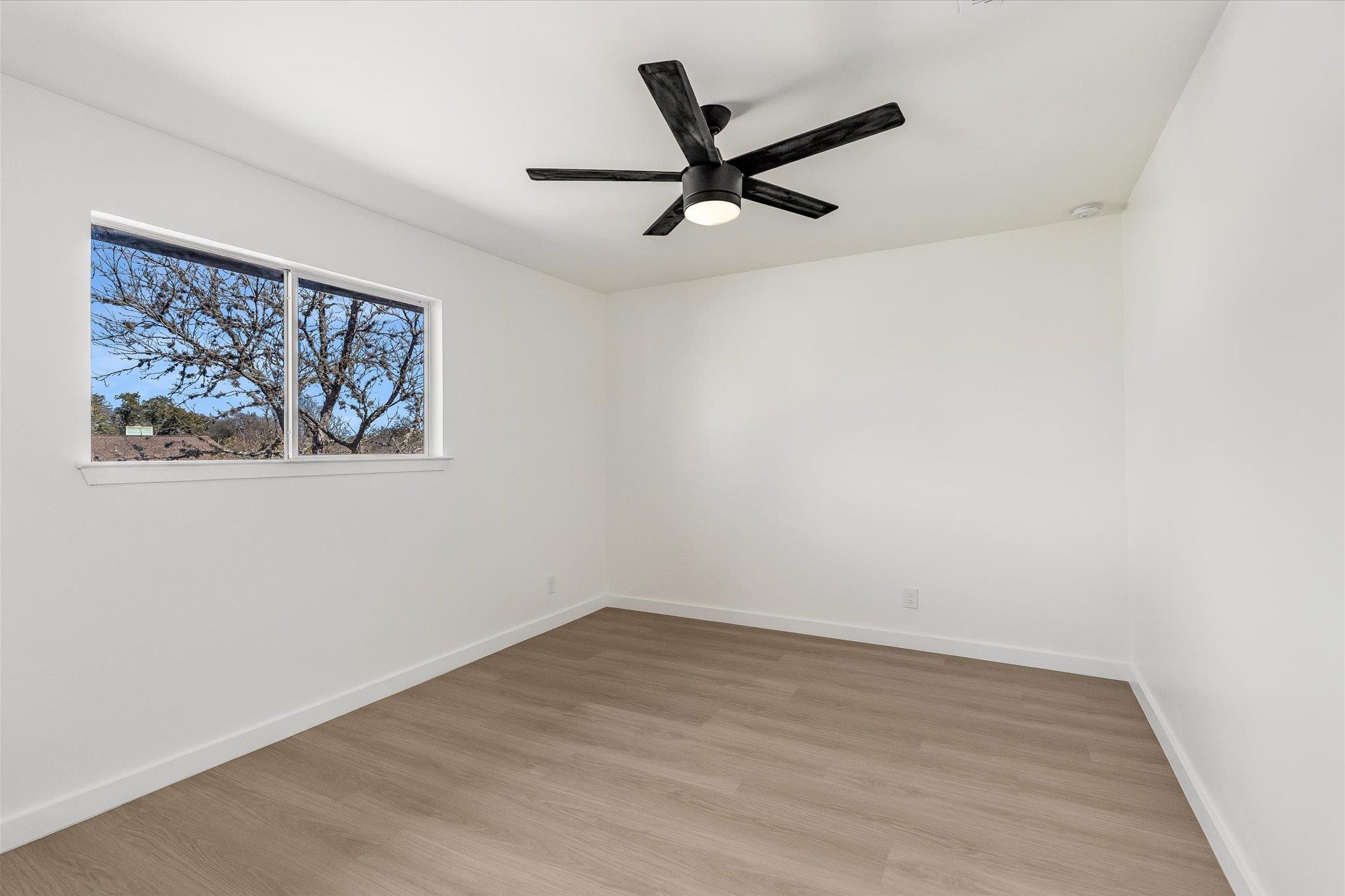 3309 Harpers Ferry LN