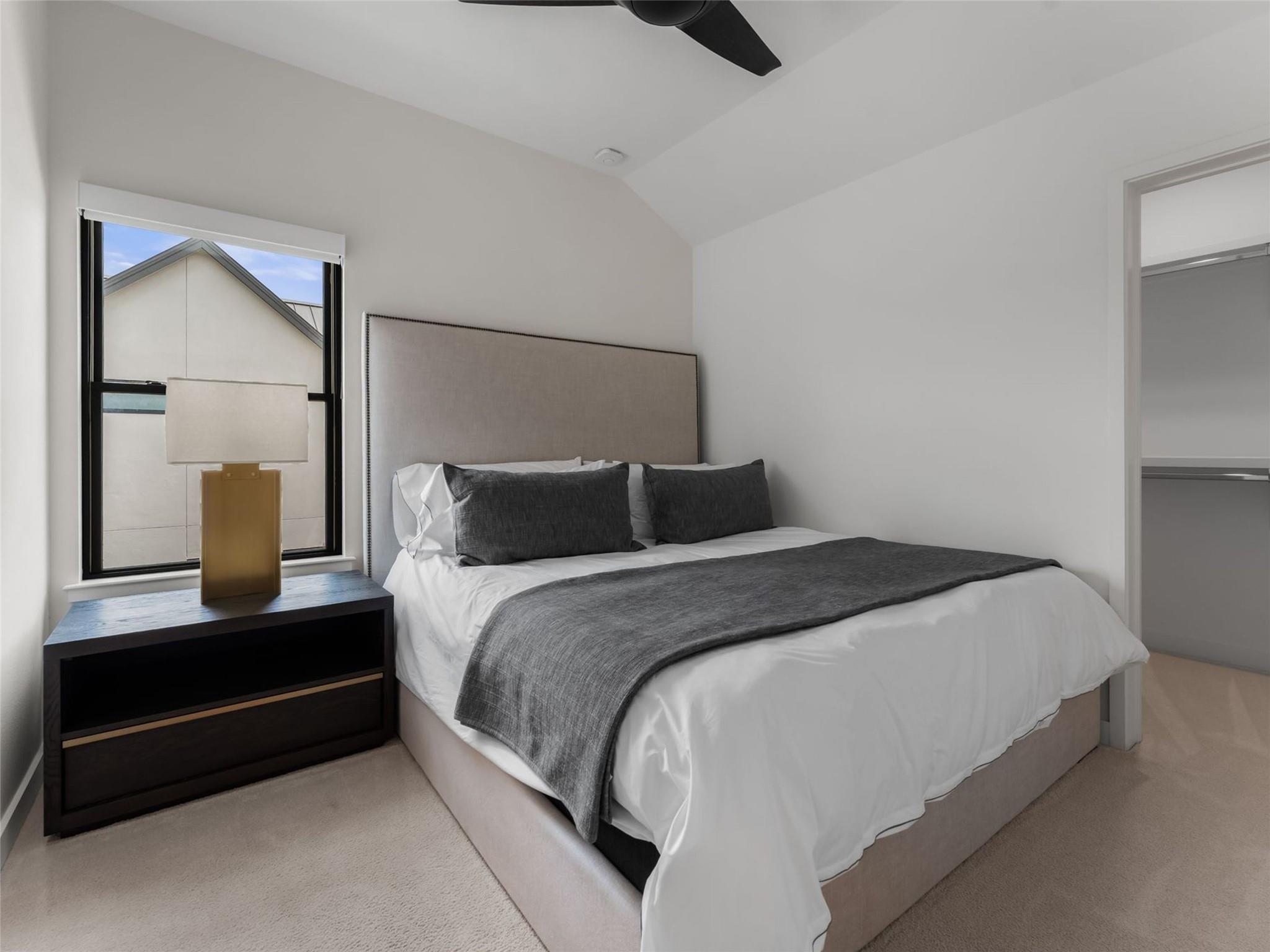505 Mission Bell CV