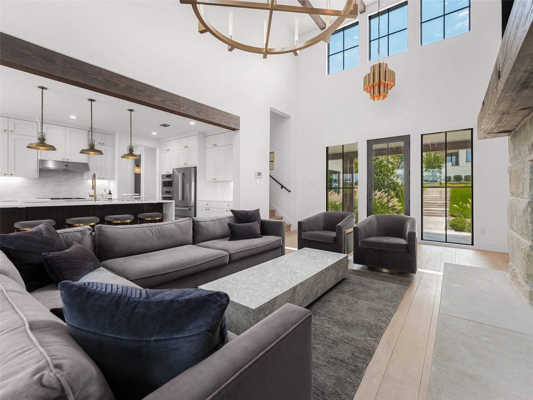 505 Mission Bell CV