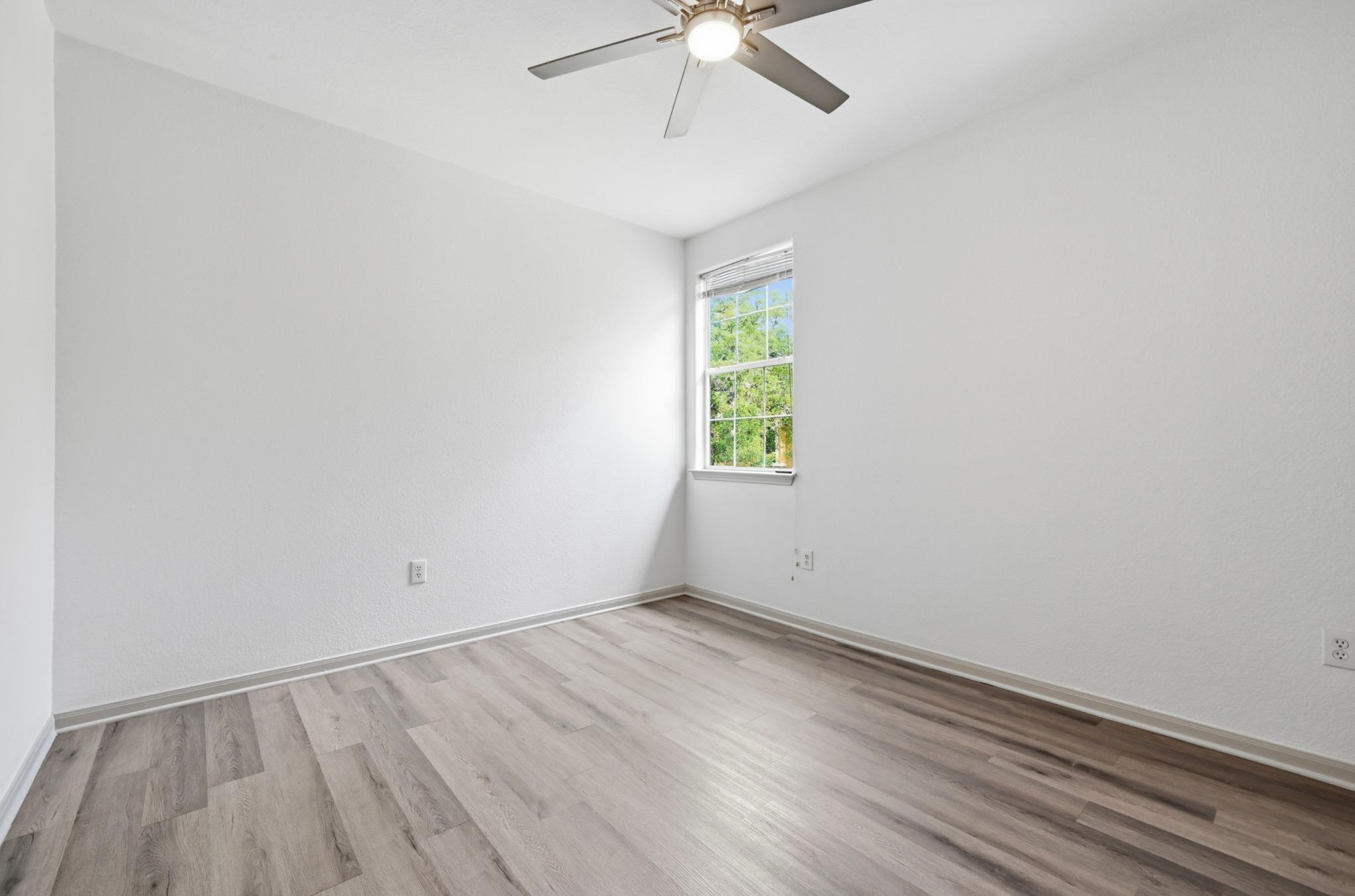 4620 W William Cannon DR # 12