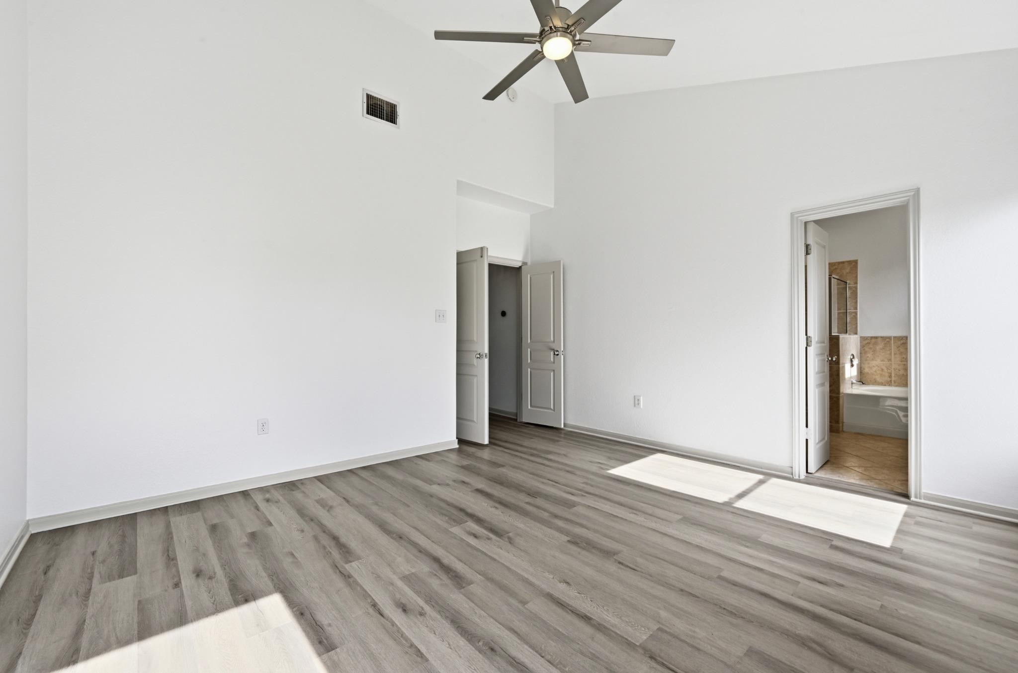 4620 W William Cannon DR # 12