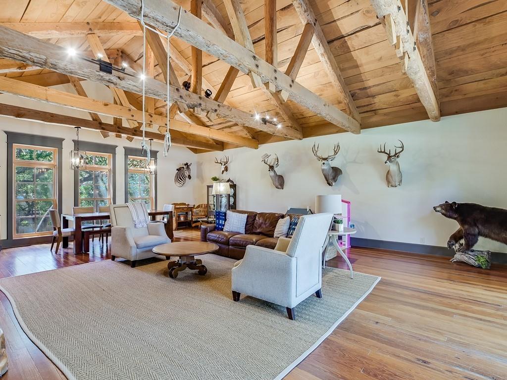 408 Westwood TER