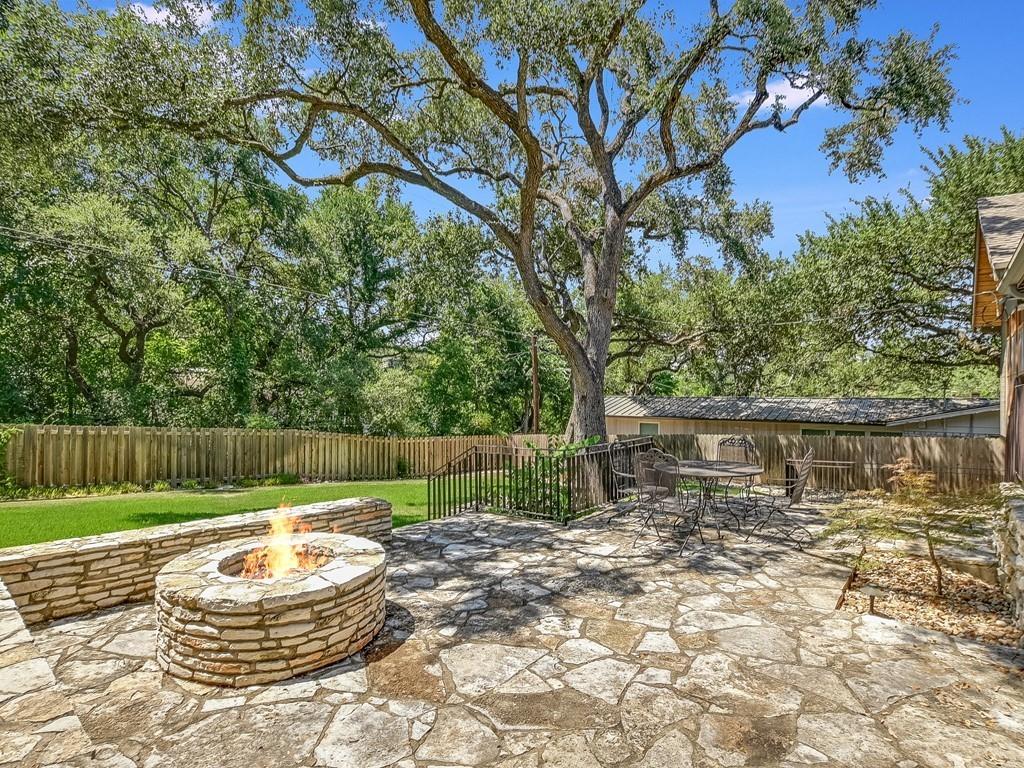 408 Westwood TER