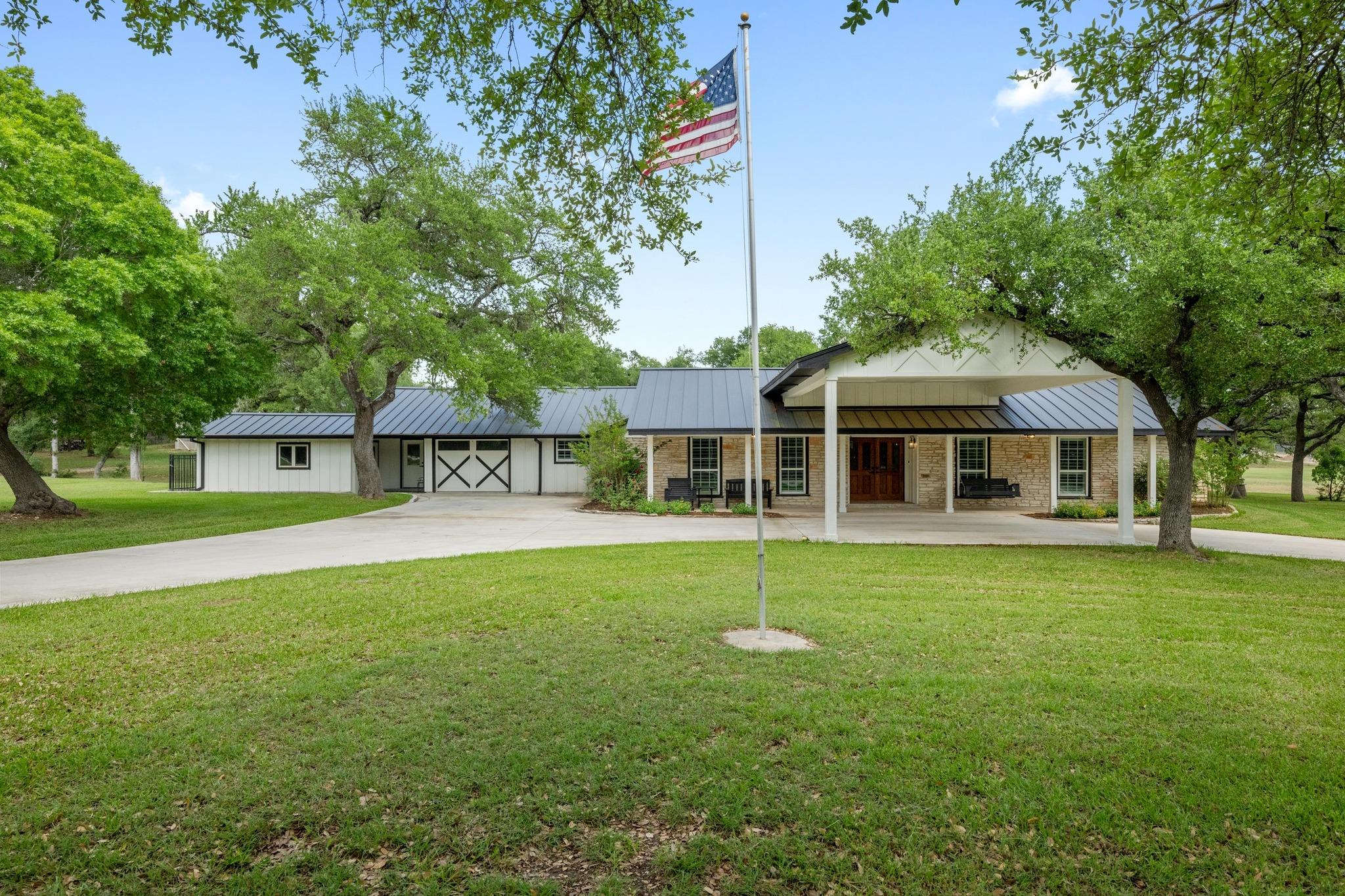 10229 Oliver DR