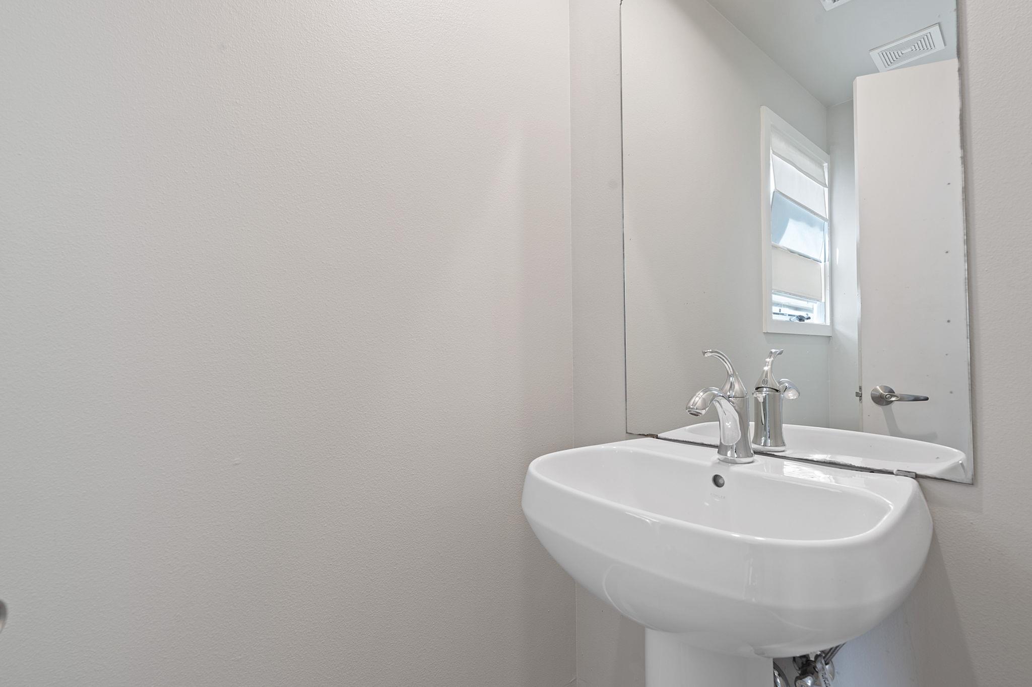 1702 S Lamar BLVD # 6
