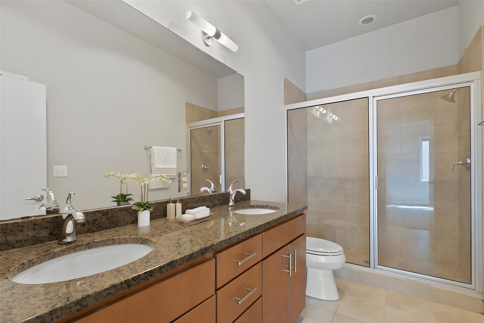 1702 S Lamar BLVD # 6