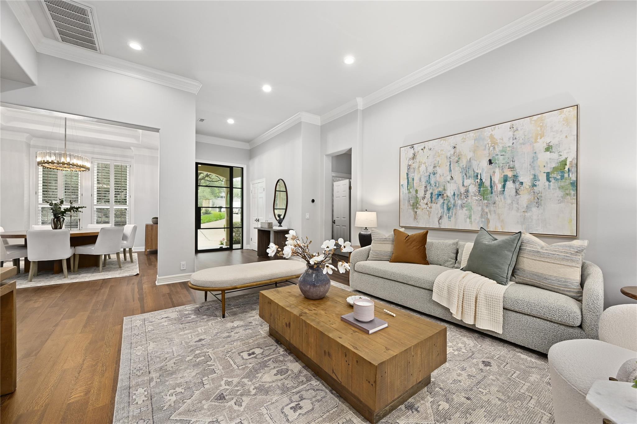 2704 Regents PARK