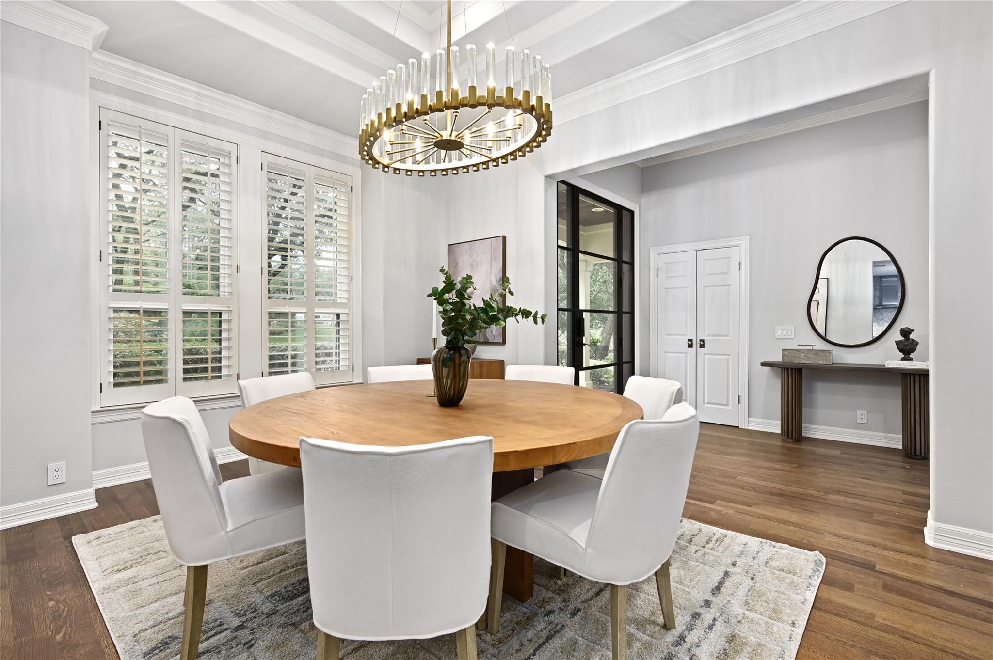 2704 Regents PARK