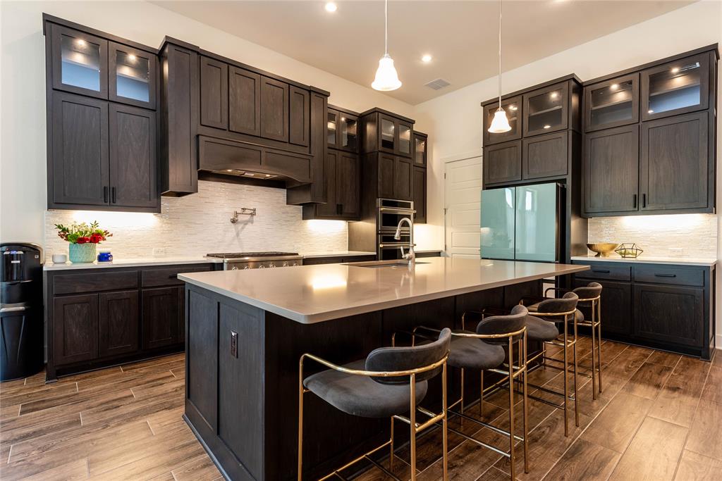 4604 Flameleaf Sumac DR