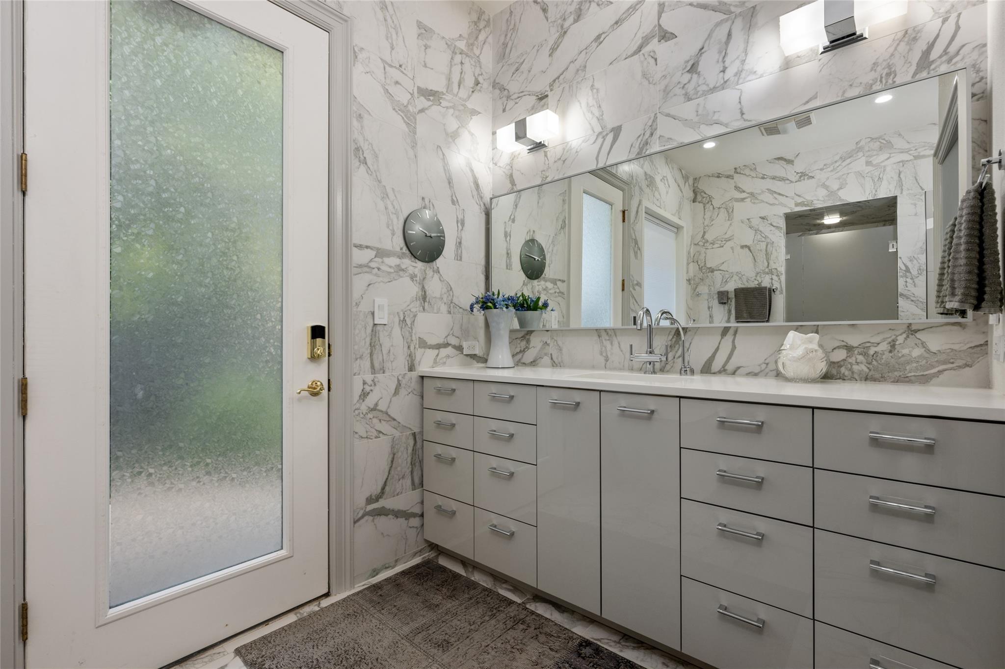 5901 Inter Council CV