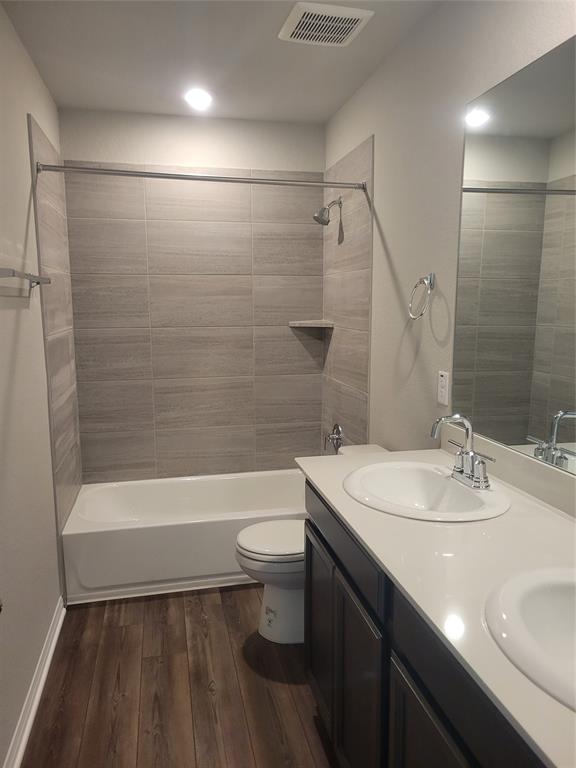 1713 Homestead Farms DR