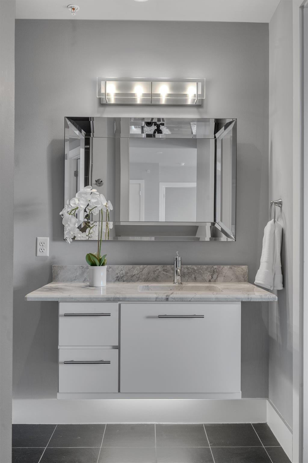 210 Lee Barton DR # 417