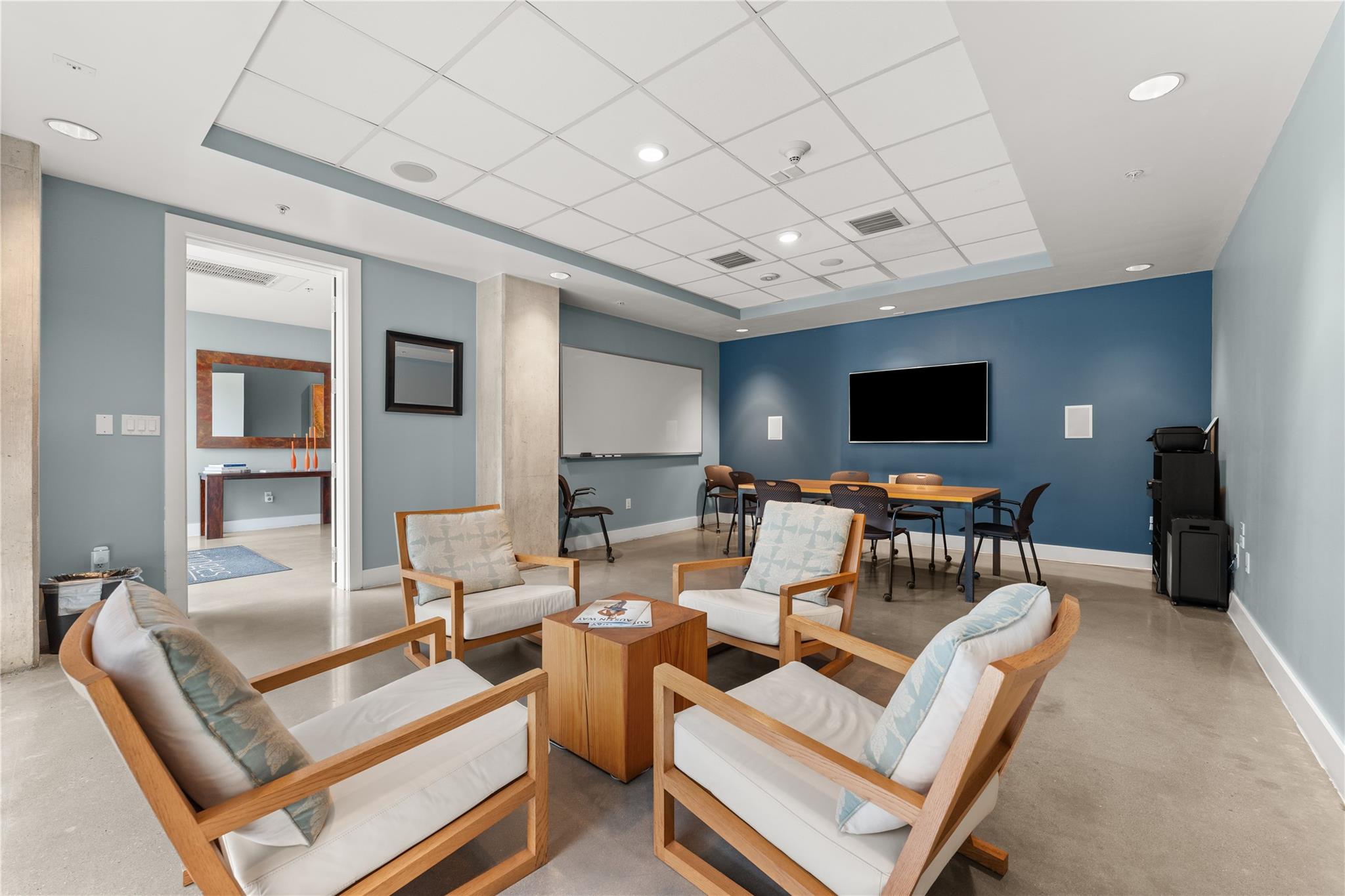 210 Lee Barton DR # 417