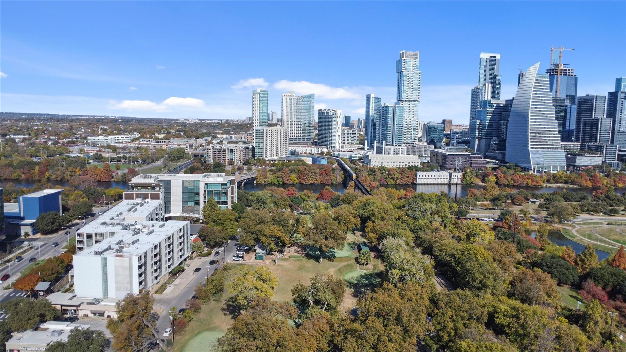 210 Lee Barton DR # 417