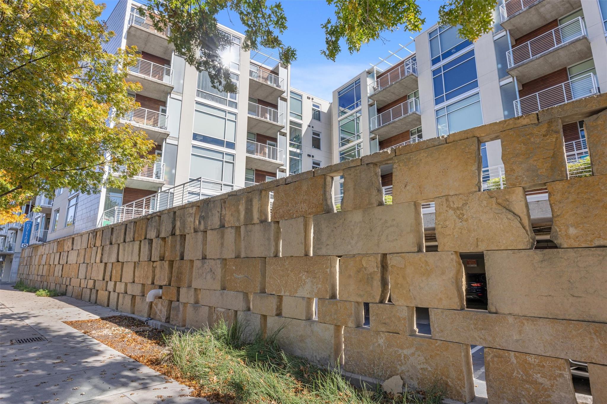 210 Lee Barton DR # 417