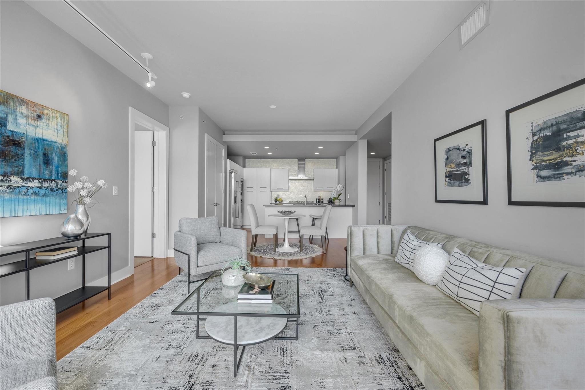 210 Lee Barton DR # 417