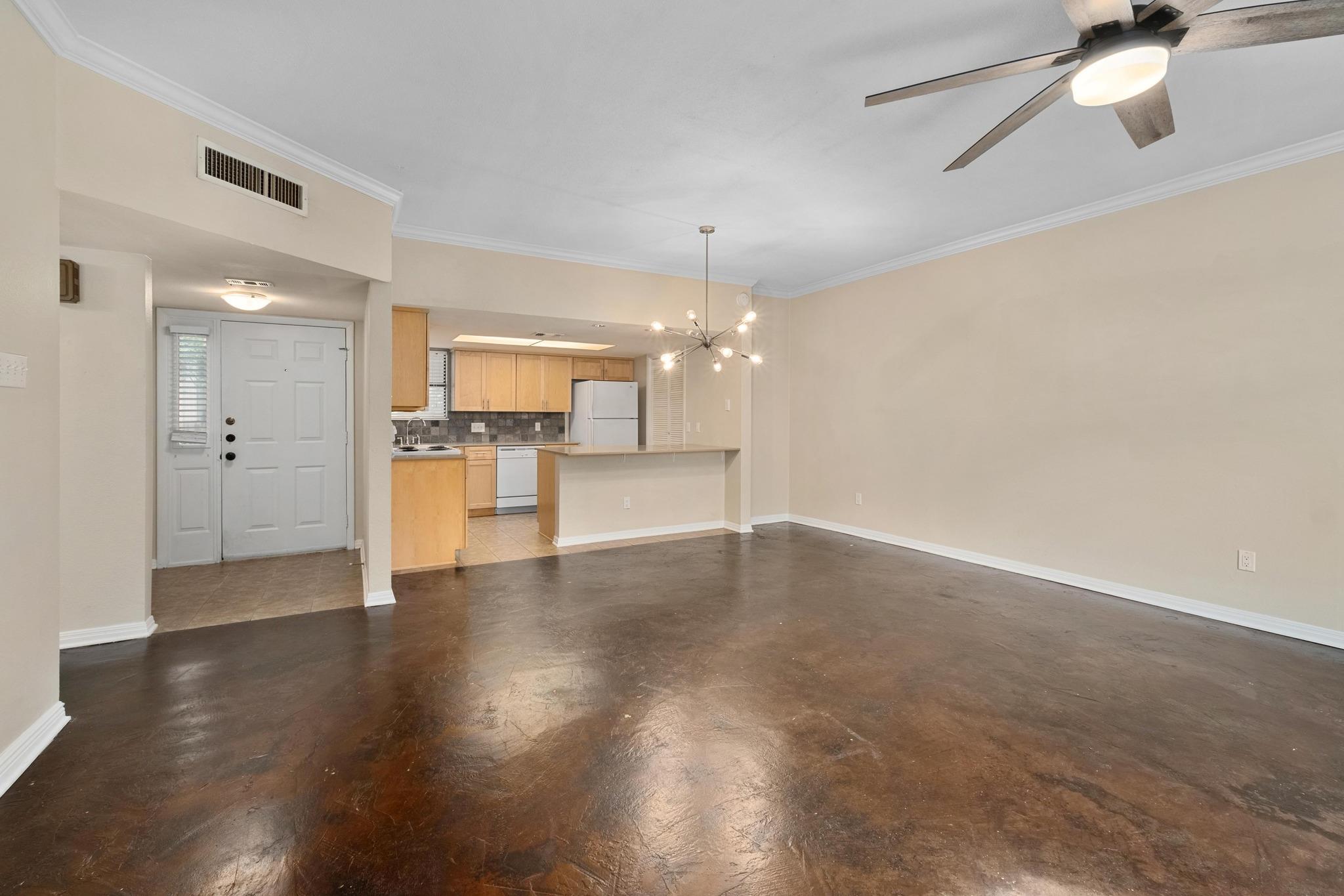 1411 Norwalk LN # 104