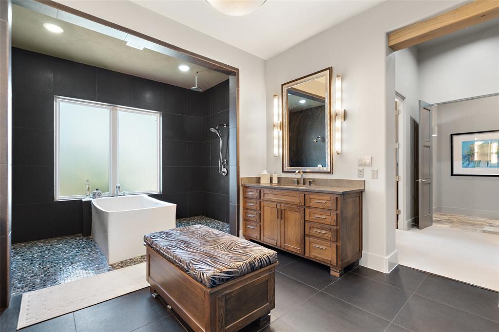 210 Bella Colinas DR