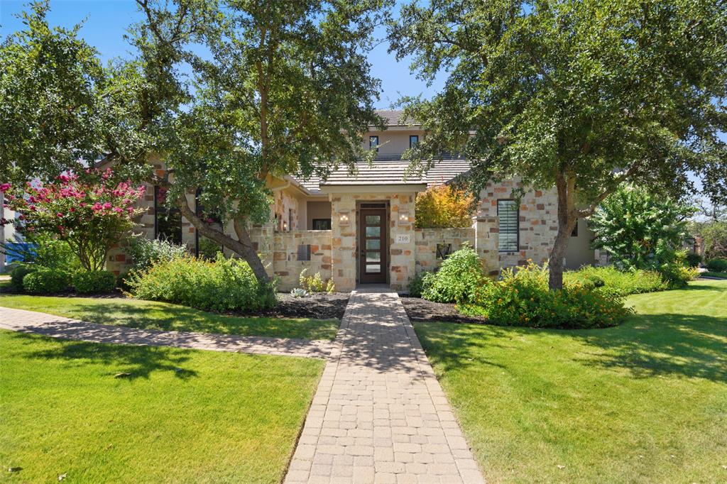 210 Bella Colinas DR