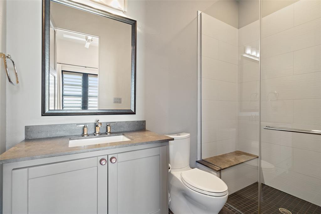 210 Bella Colinas DR