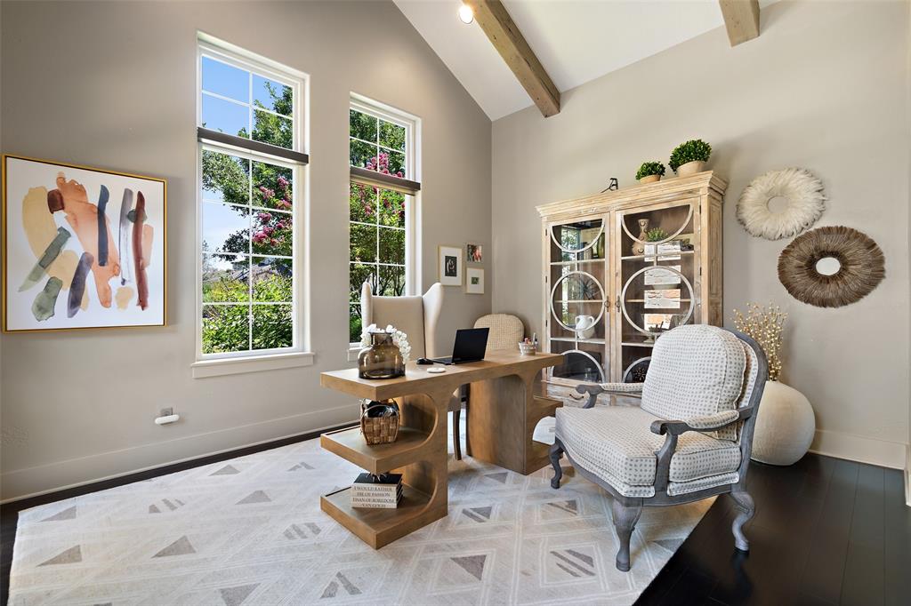 210 Bella Colinas DR