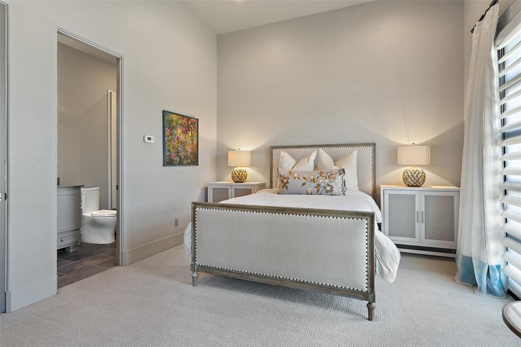 210 Bella Colinas DR