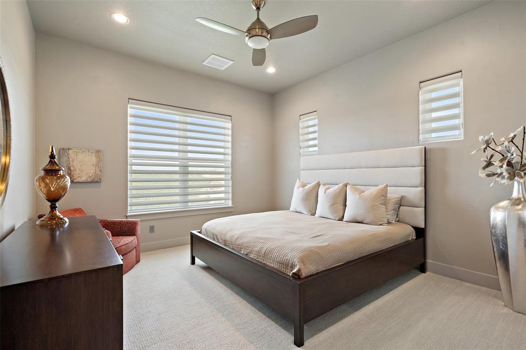 210 Bella Colinas DR