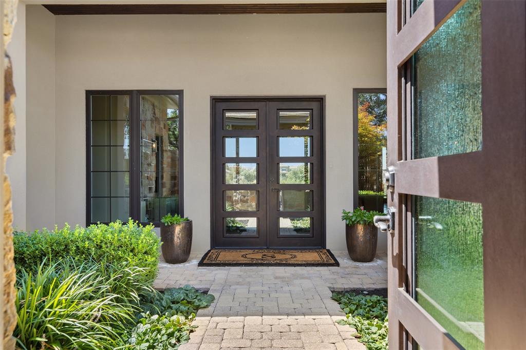 210 Bella Colinas DR